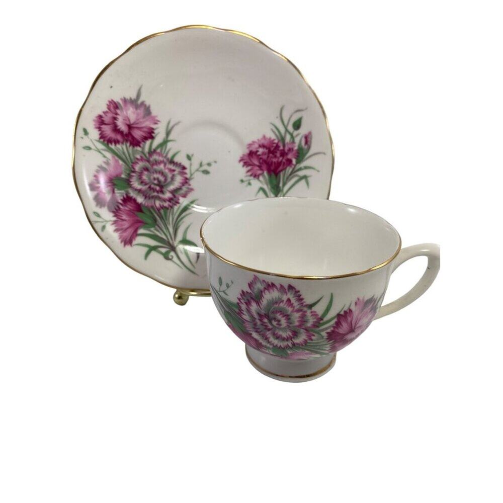 Vintage Danielle Bone Fine China Tea Cup & Saucer Set Floral Design Gold Trim